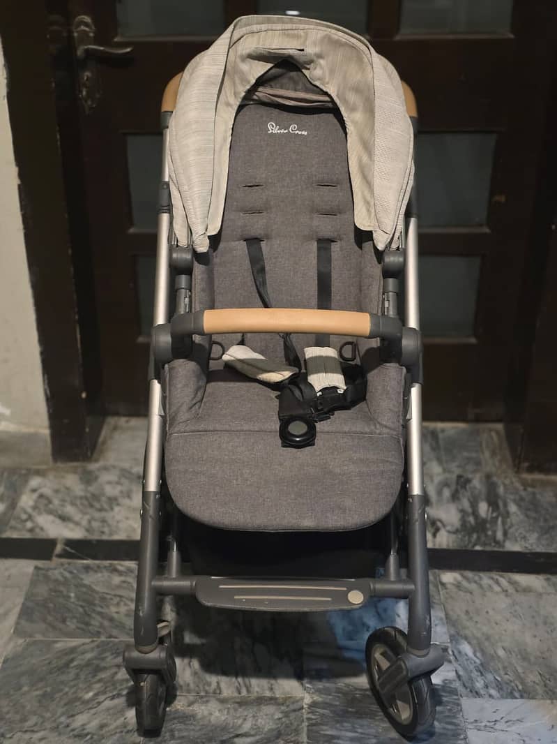 Pram & Walker (SILVER CROSS) 2