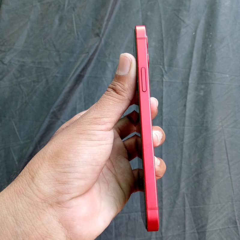 Apple iPhone 12 2