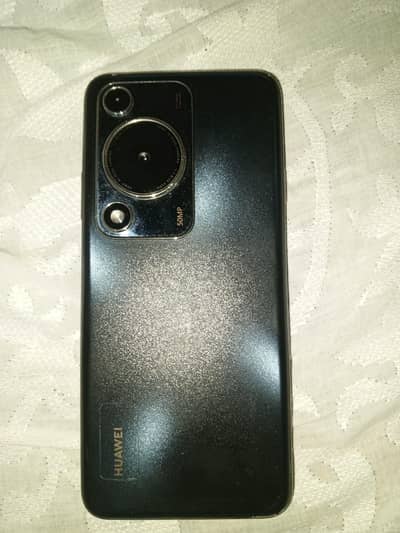 Huawei Nova Y72