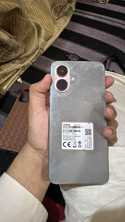 Tecno Spark Go 2