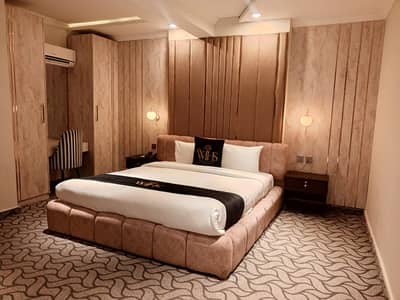 One bedroom VIP apartment for rent for 3to4 hours in bahria town