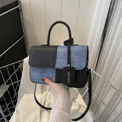New Fancy Ladies Shoulder Bag (Free Delivery)