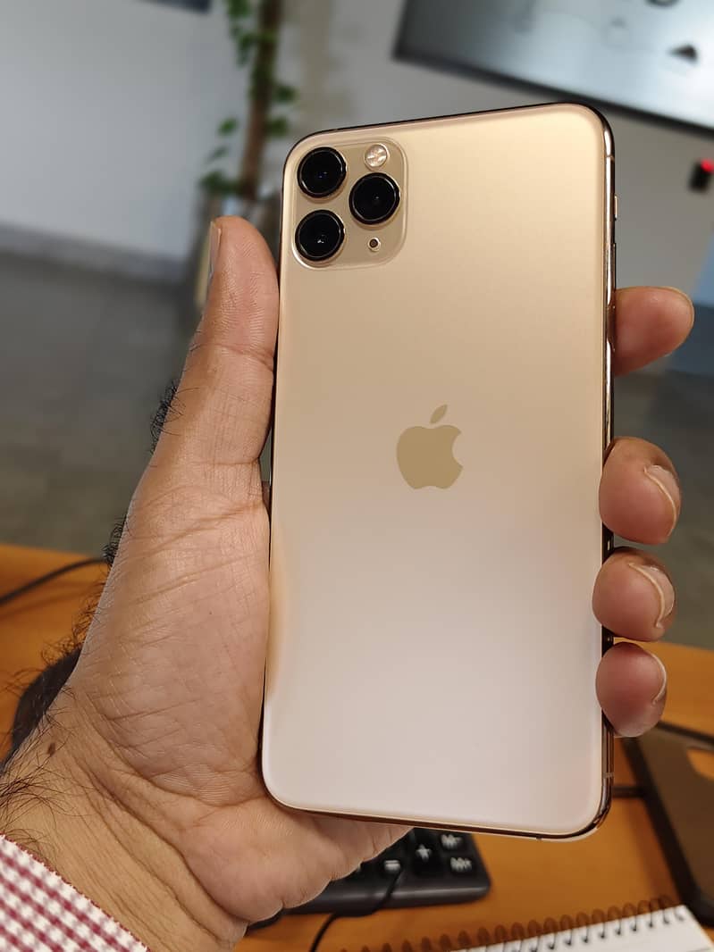 Apple iPhone 11 Pro Max 0