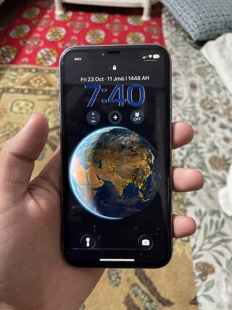Apple iPhone 11 3