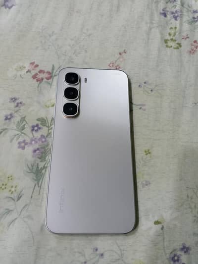 INFINIX HOT 60 PRO