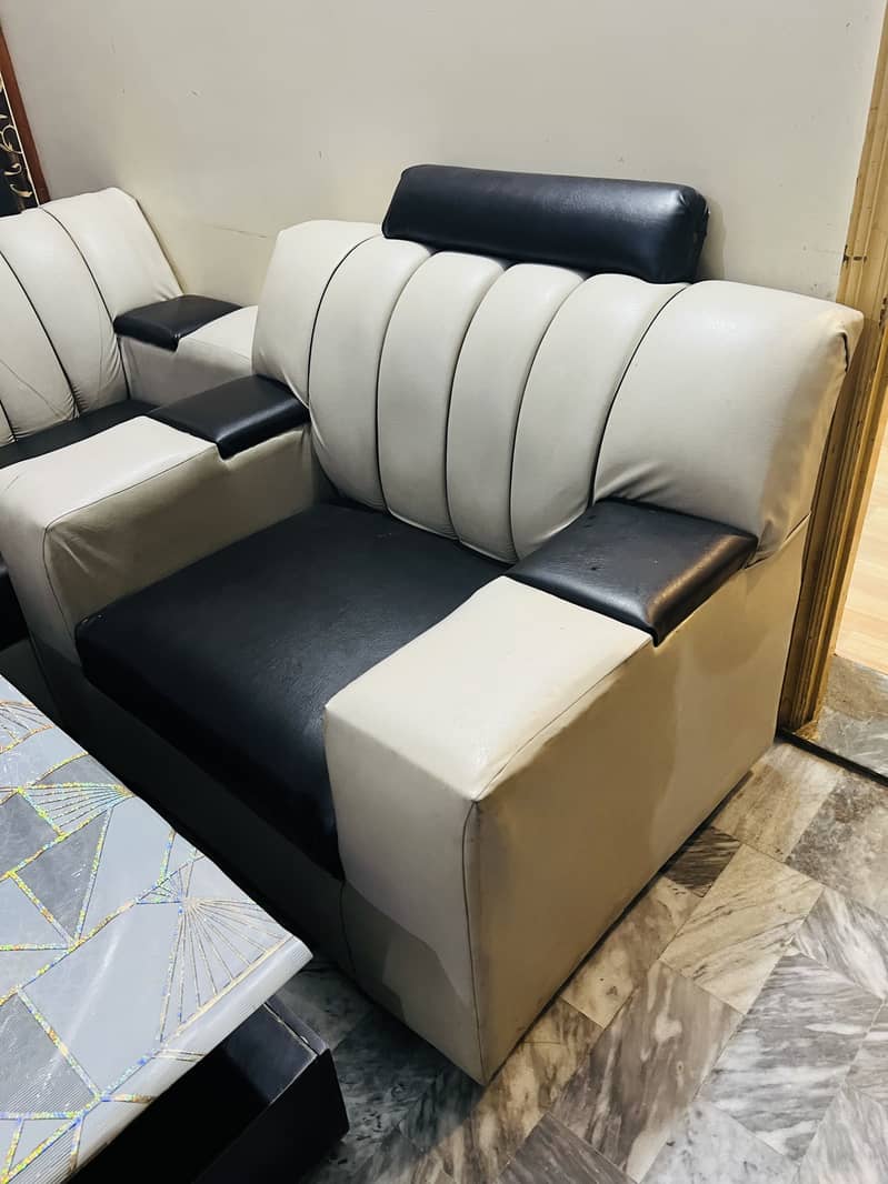 6 Seater Sofa Set With table 3