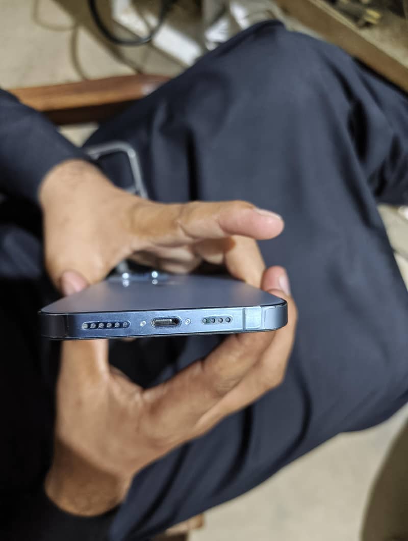 Apple iPhone 13 Pro Max 5