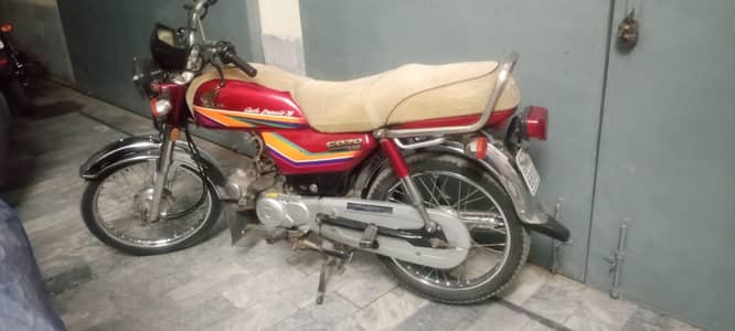 Honda CD70 2012 model