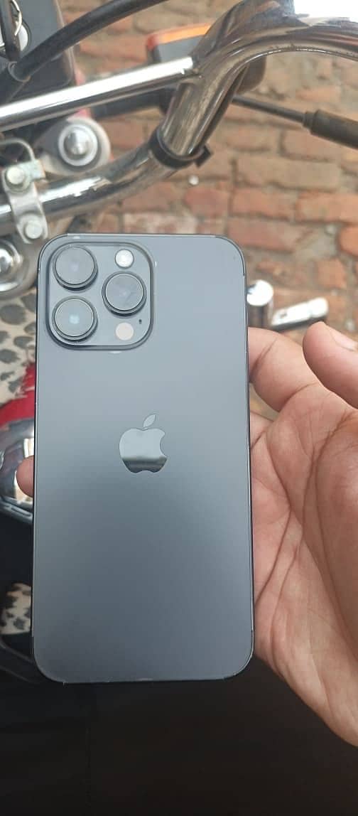 Apple iPhone 14 Pro Max 2