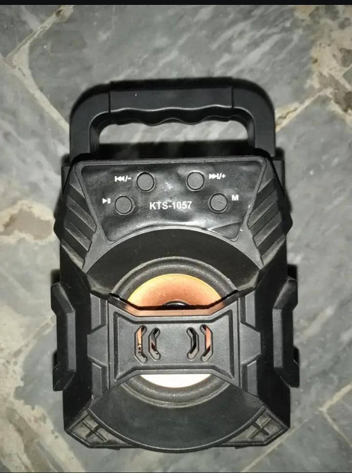 Bluetooth Speaker 4