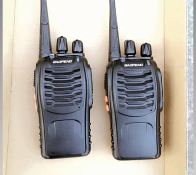 Baofeng 888S Walkie Talkie, 3KM Range, rechargeable two way Radios Set