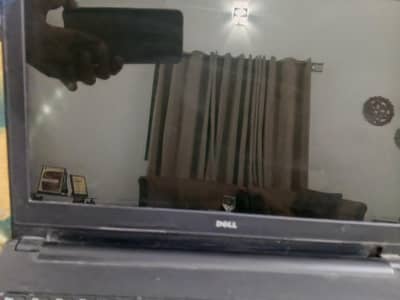 Dell Inspiron 3558 8 gb ram and 128 gb SSD i3 5th gen (5005u)