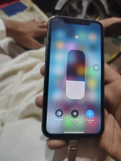 Apple iPhone XR