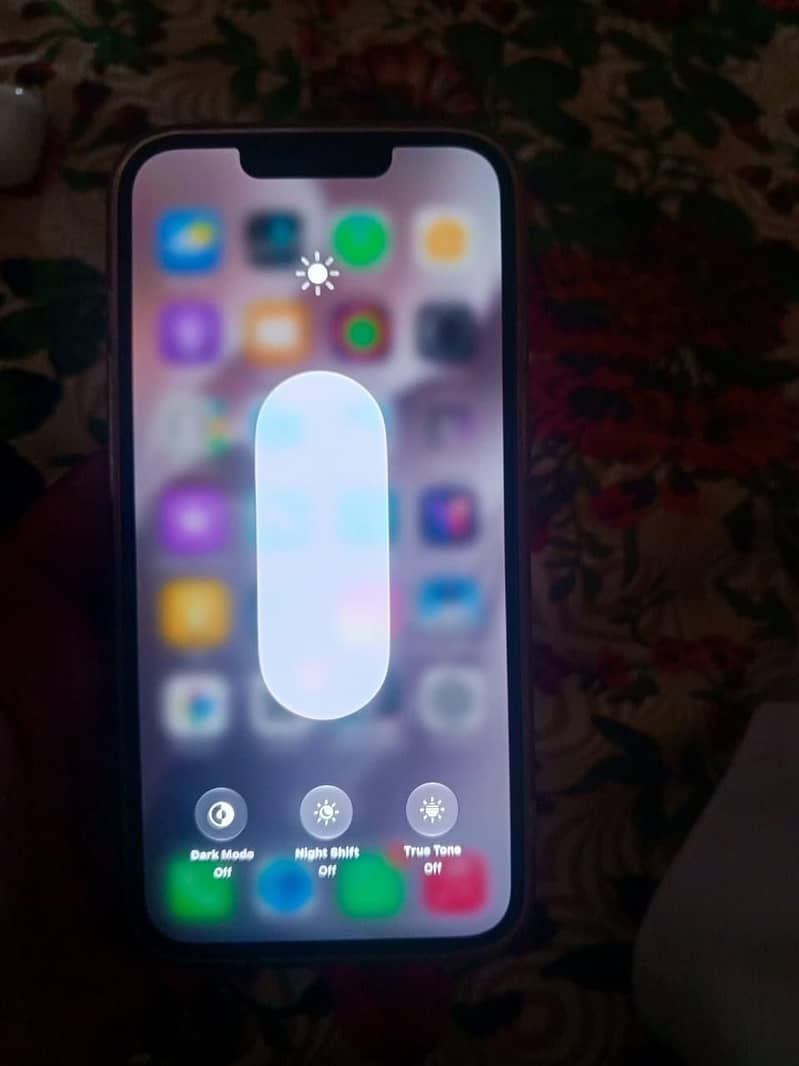 Apple iPhone 13 Pro 8