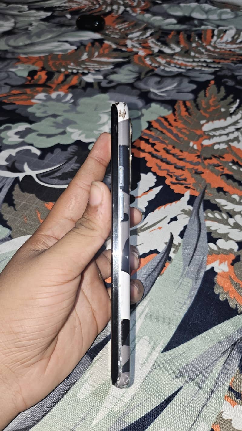 One Plus 9 Pro 4