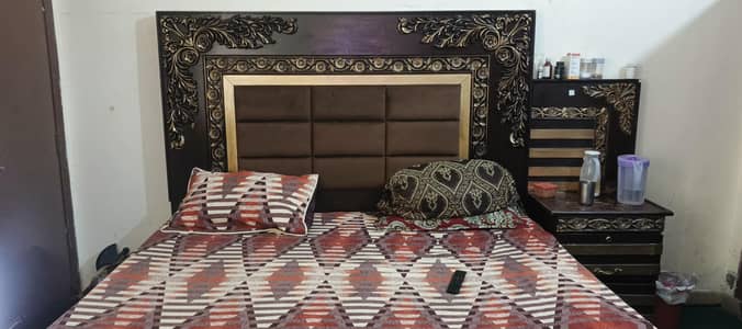 King Bedset Wooden Furniture
