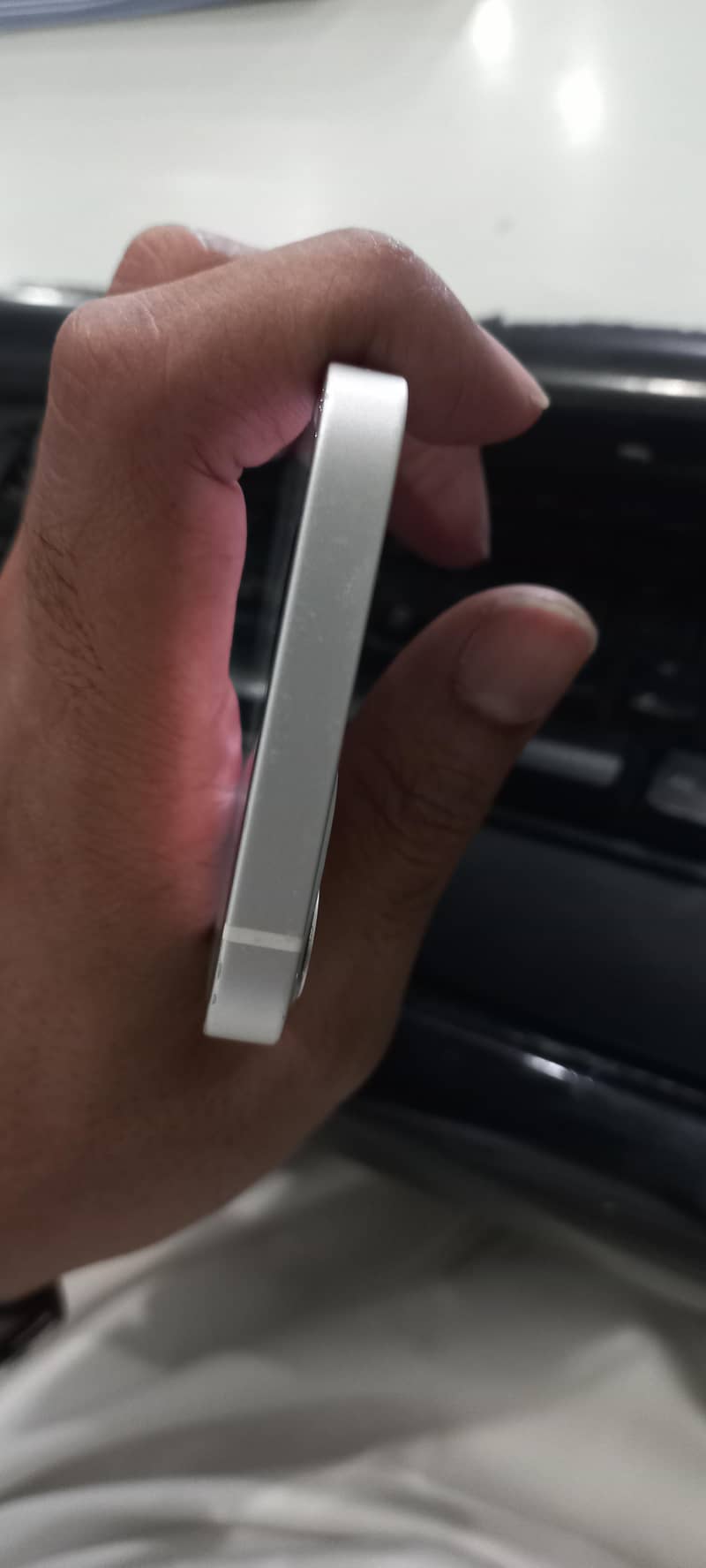 Apple iPhone 12 0