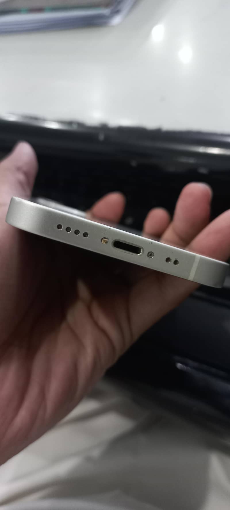 Apple iPhone 12 1