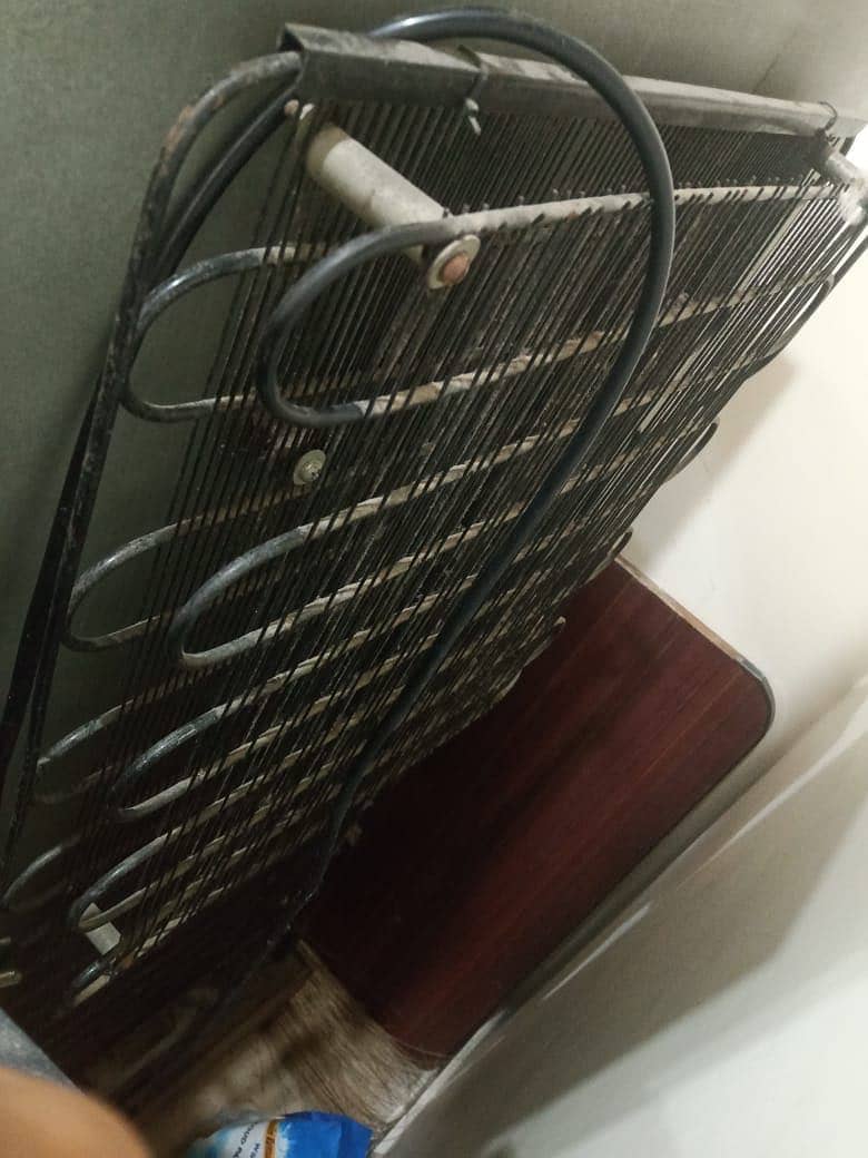 Refrigerator 7