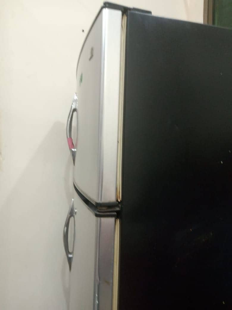 Refrigerator 11