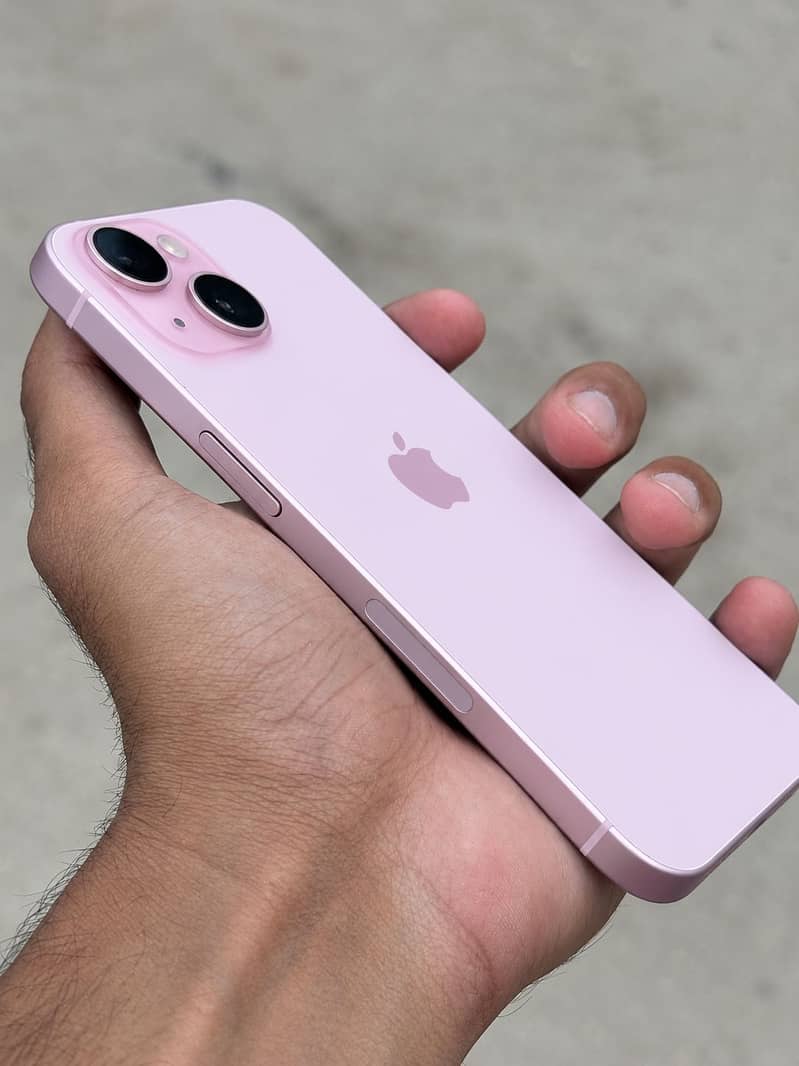 Apple iPhone 15 1