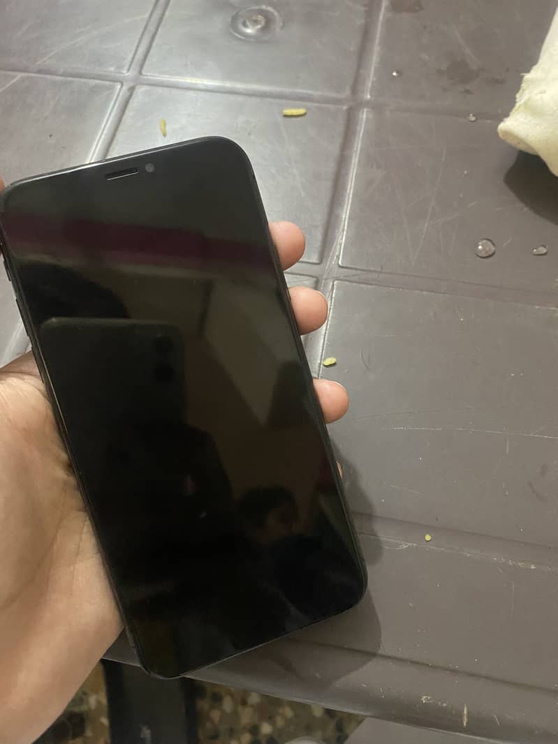 Apple iPhone X 1