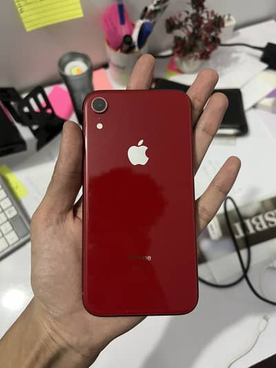 Iphone XR 64GB 10/9 condition Face id Ok and sealed piece