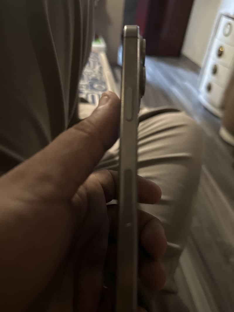 Apple iPhone 15 Pro Max 1