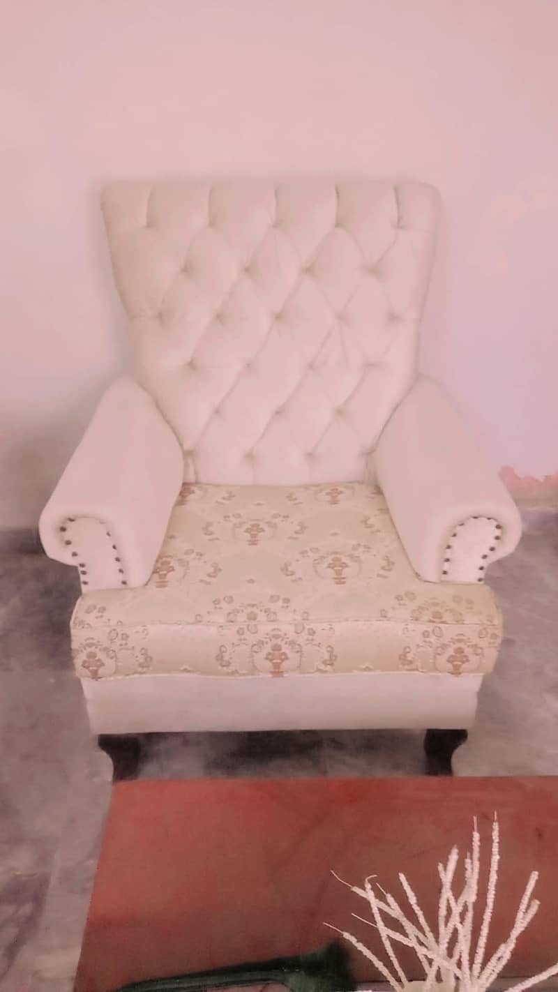 7 seaters sofa set 0