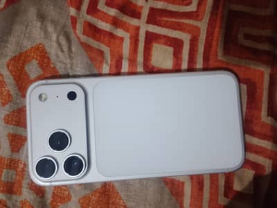I phone 14 pro max converted in 17 pro max