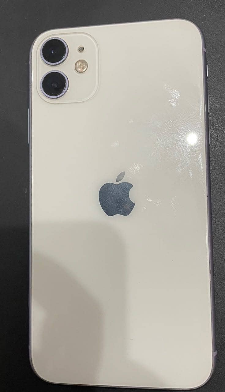 Apple iPhone 11 3