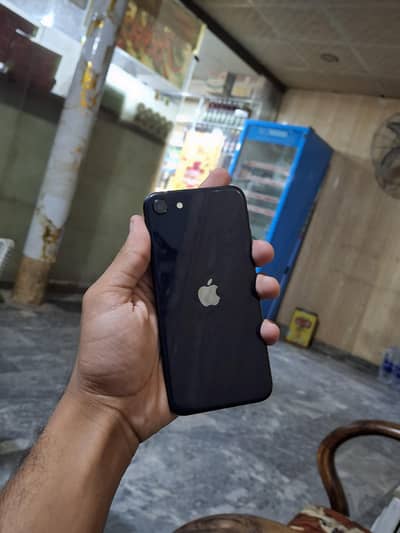 Apple iPhone SE 2022 (jv)