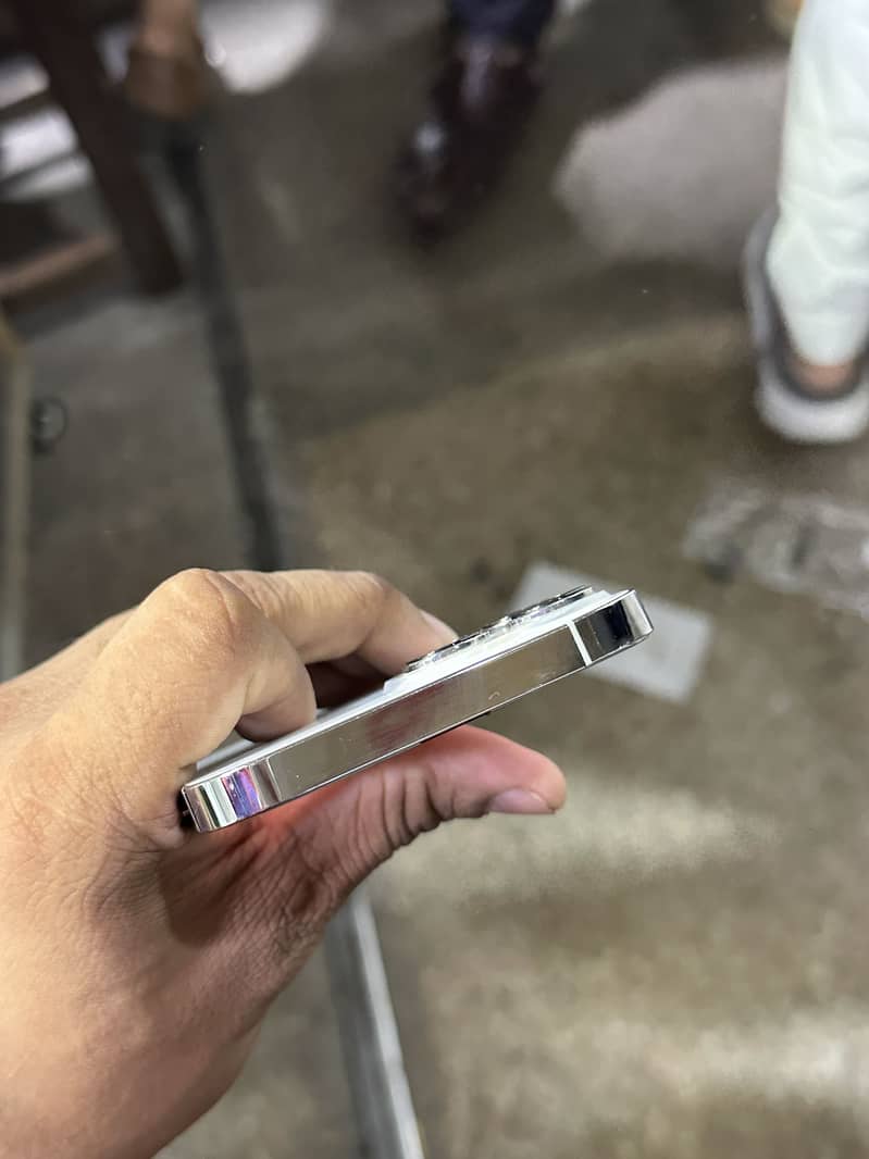 Iphone 13 pro max 2