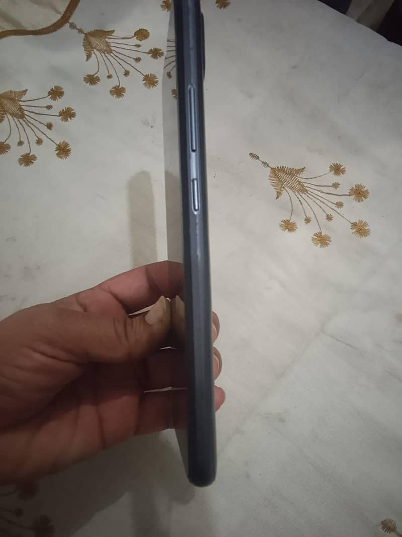 Realme C11 4