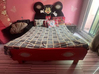 KID BED WITH MATTRESS MICKY MOUSE GUD CONDITION 03281010987