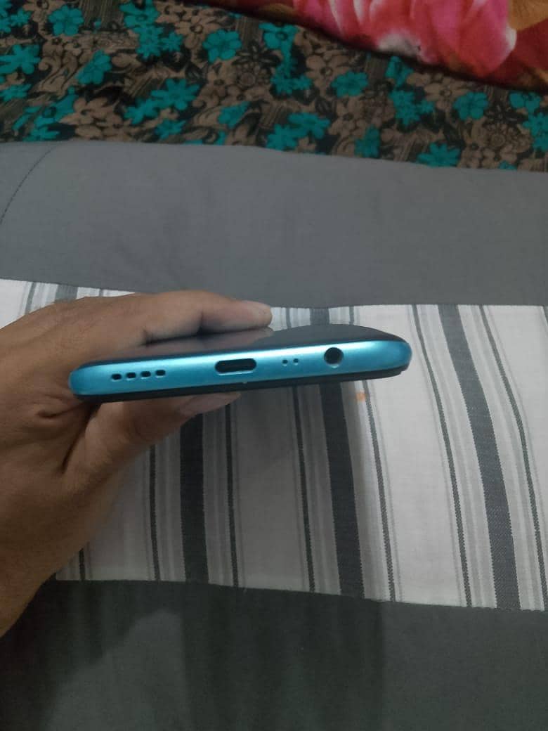 Realme C17 1