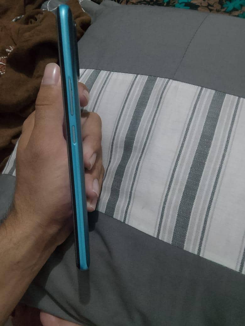 Realme C17 7