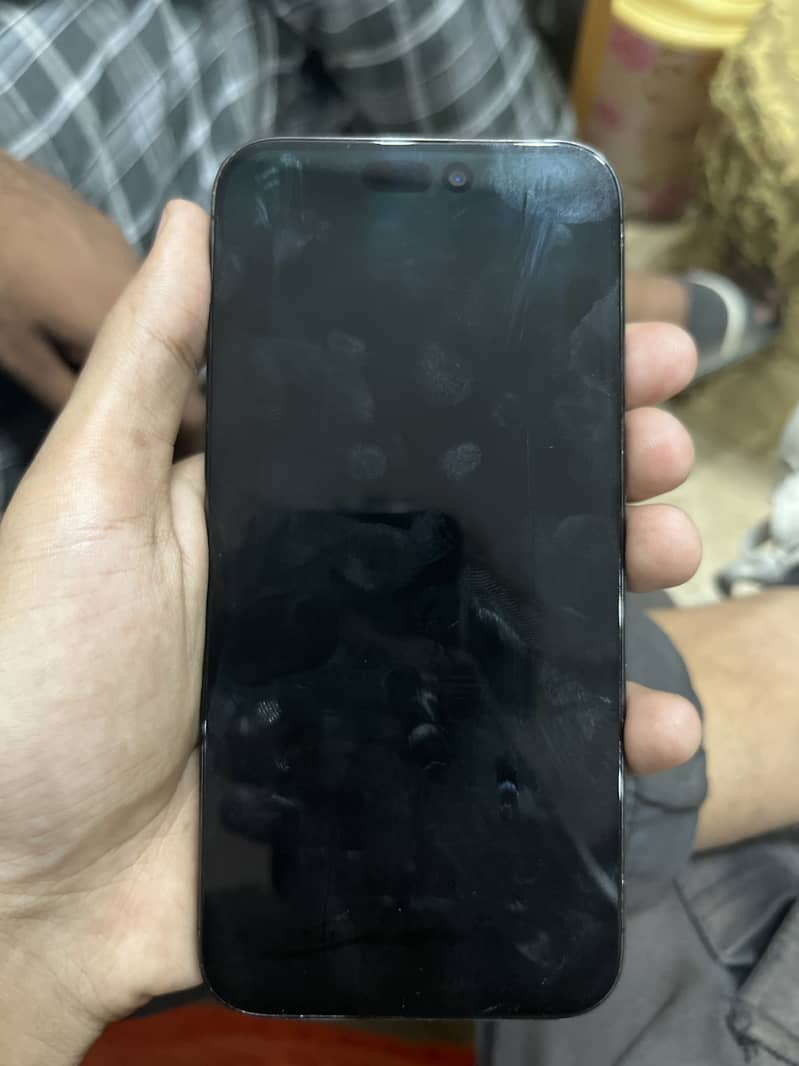 Apple iPhone 15 Pro Max 1