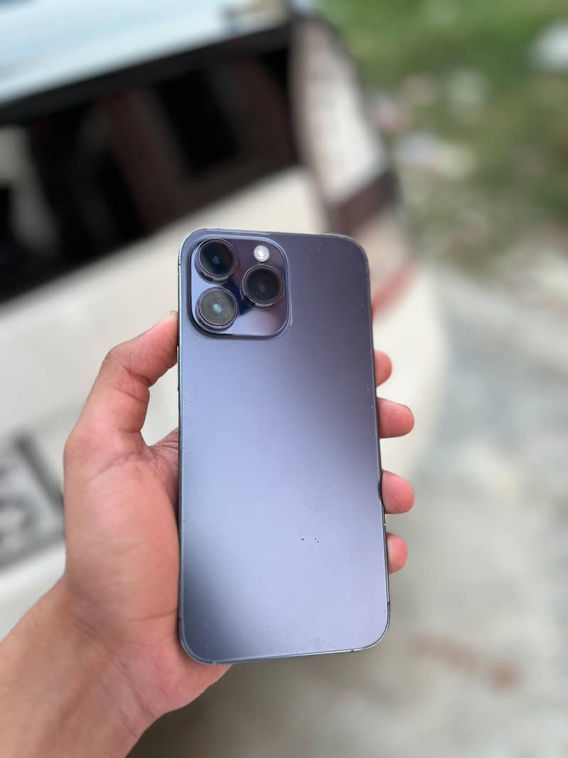 Apple iPhone 14 Pro Max 0