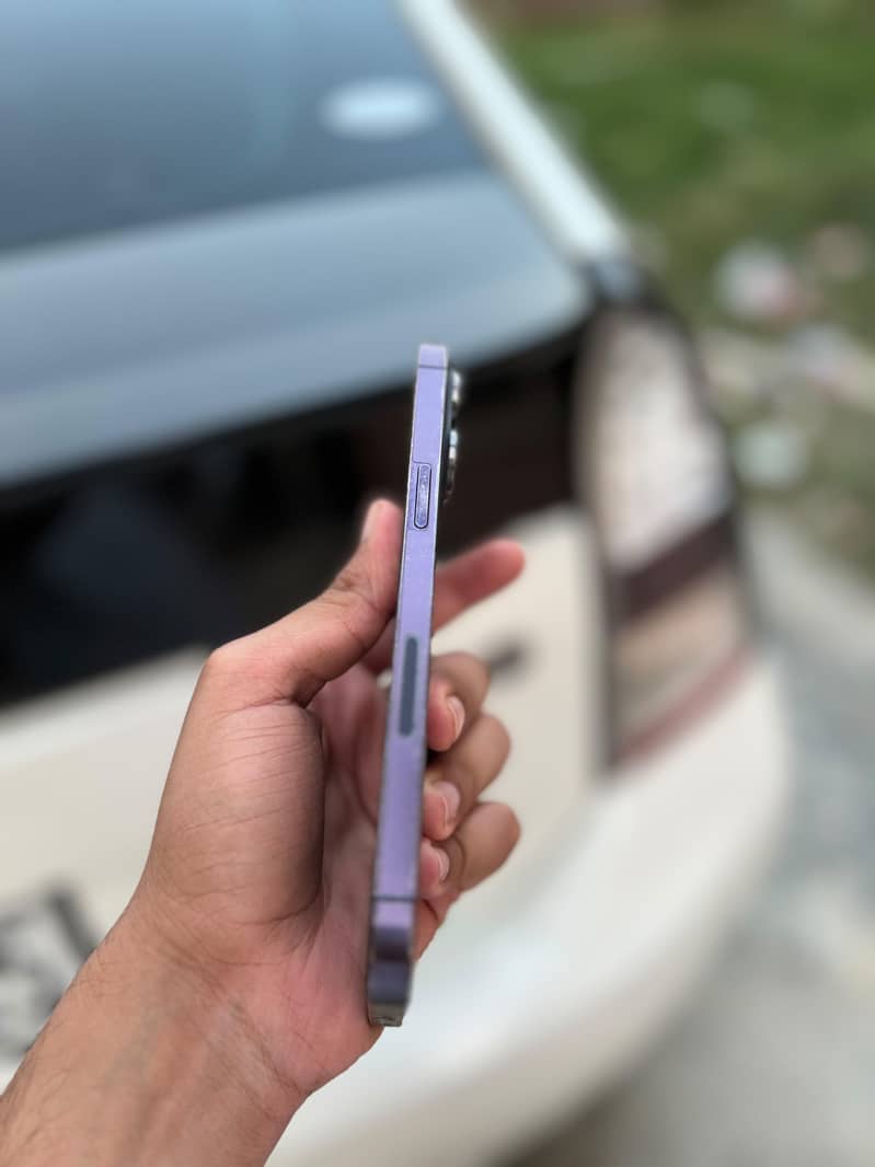 Apple iPhone 14 Pro Max 1