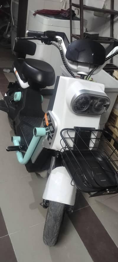 Imported Electric Scooty