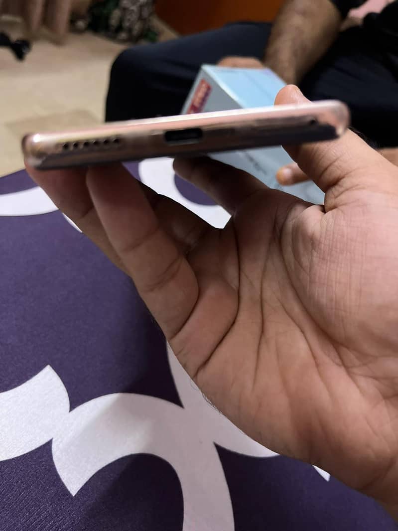 Tecno CAMON 30S 4