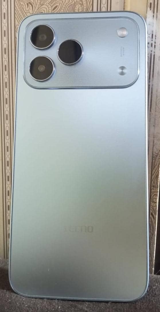 Tecno Spark 50 3