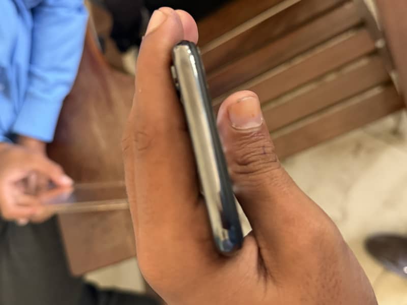 Apple iPhone X 1