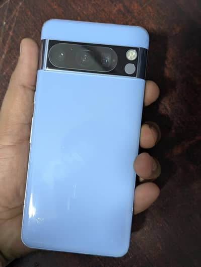 Google Pixel 8 Pro