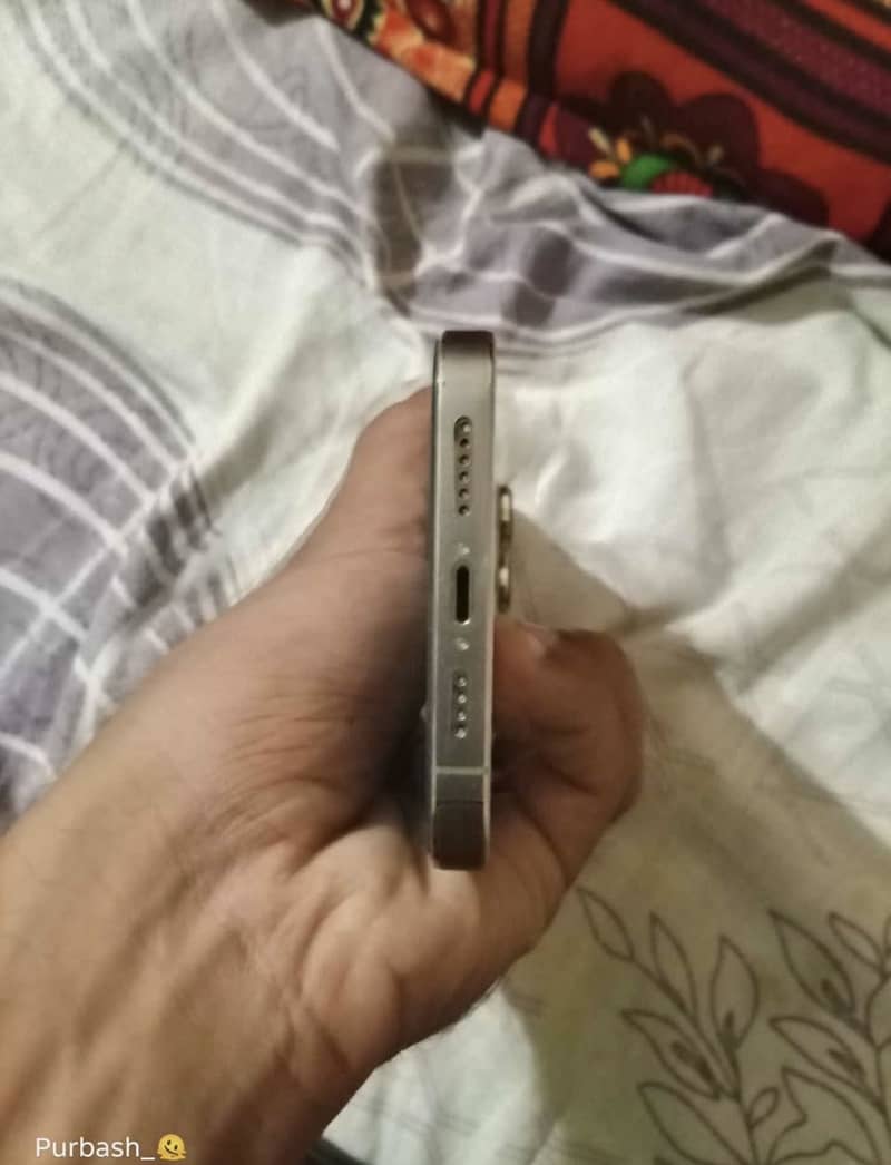 Apple iPhone 14 Pro Max 4