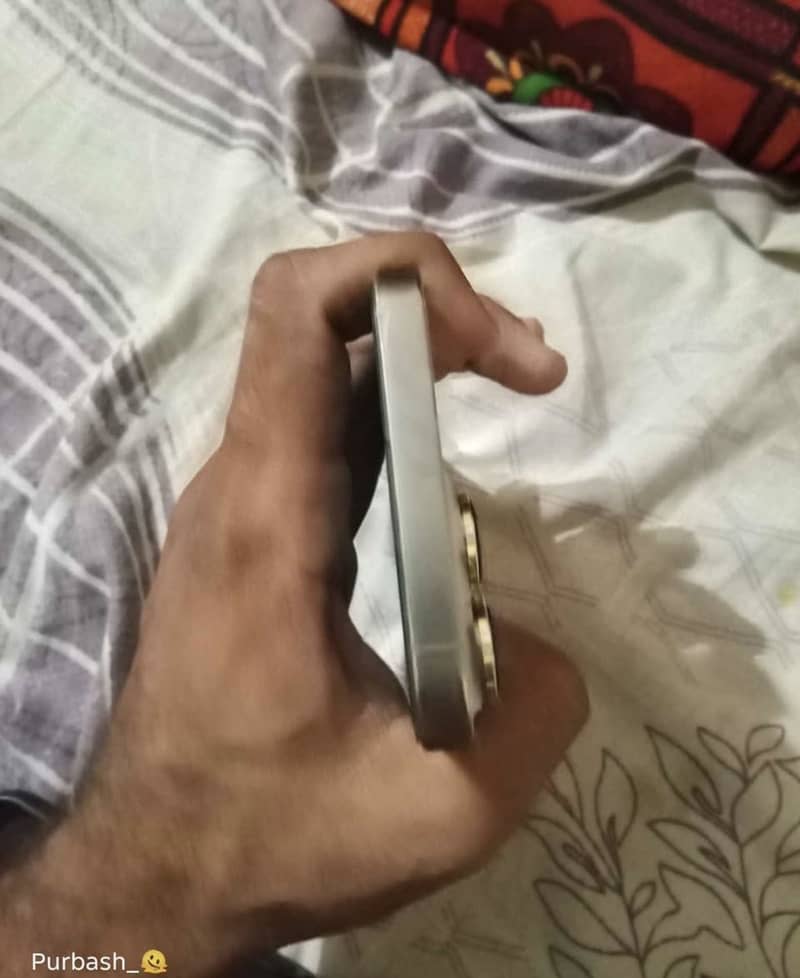 Apple iPhone 14 Pro Max 6