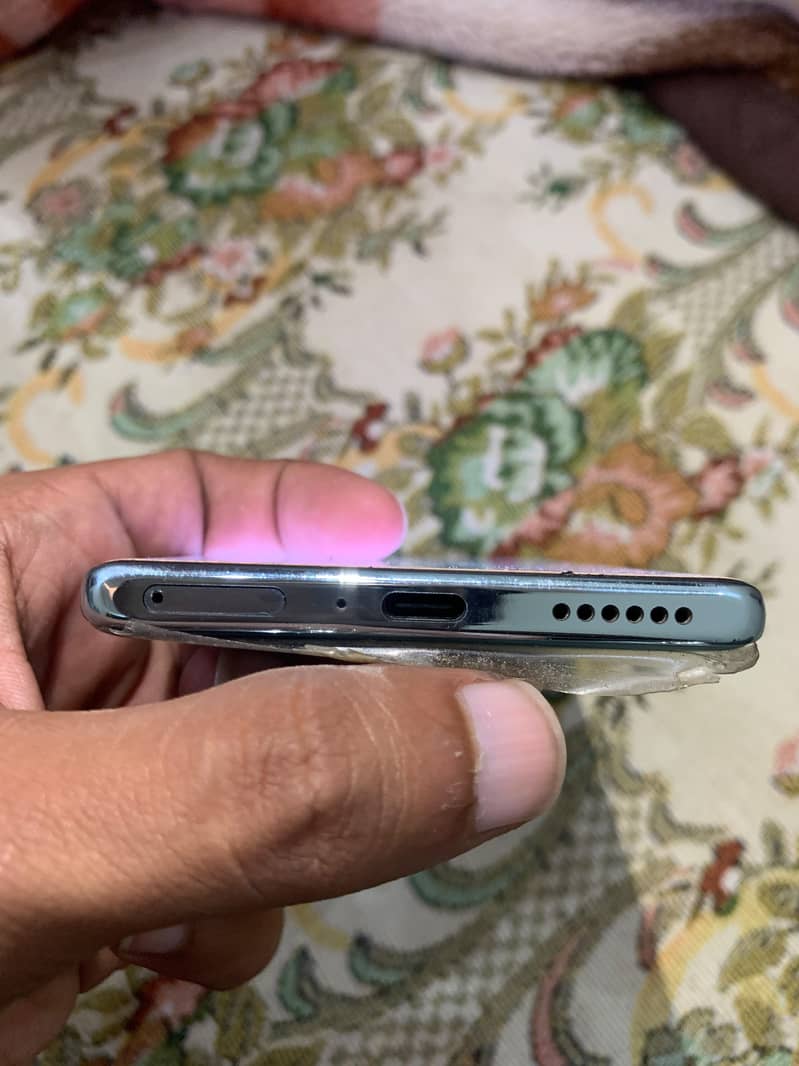 Infinix Zero 40 4