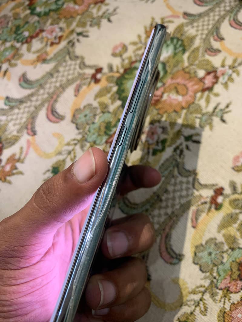 Infinix Zero 40 8