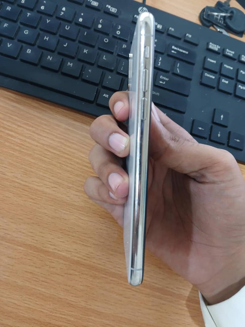IPhone X 2